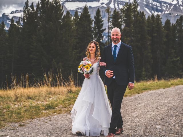 Alexis and Jordan&apos;s wedding in Banff, Alberta 6
