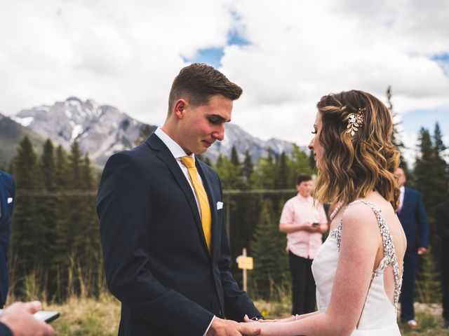 Alexis and Jordan&apos;s wedding in Banff, Alberta 9