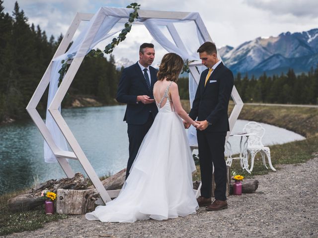 Alexis and Jordan&apos;s wedding in Banff, Alberta 10