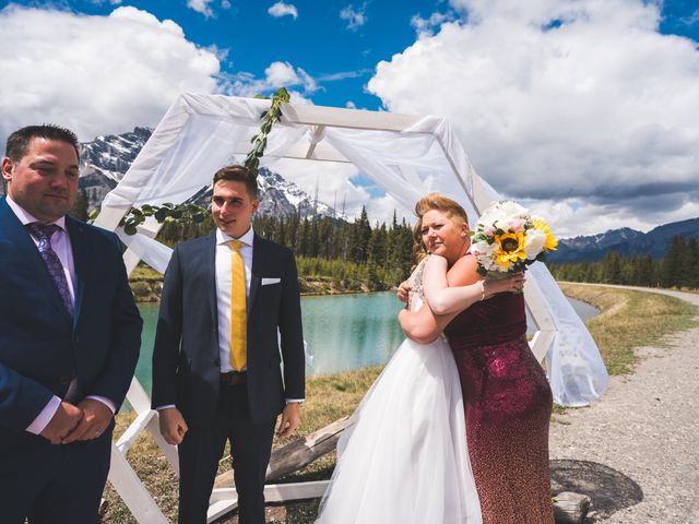 Alexis and Jordan&apos;s wedding in Banff, Alberta 14