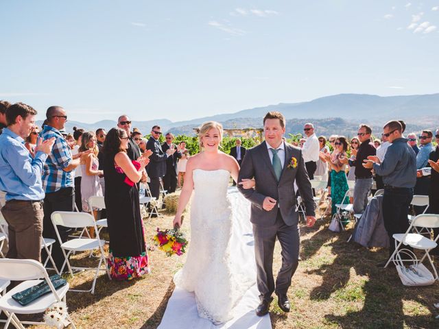 Matt and Sarah's wedding in Oliver, British Columbia 33