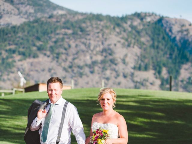 Matt and Sarah's wedding in Oliver, British Columbia 51