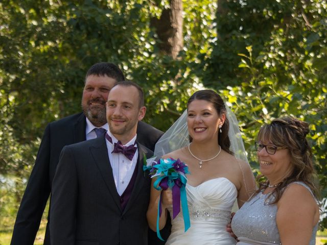 Kathy and Austin&apos;s wedding in Strathmore, Alberta 15