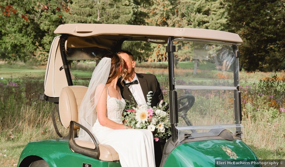 Taylor and Bryan's wedding in Ile Bizard, Quebec