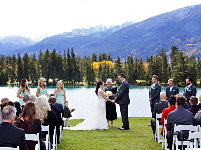 Greg and Jillian&apos;s wedding in Jasper, Alberta 28