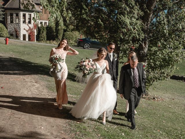 Jordan and Alex&apos;s wedding in Grenville-Sur-La-Rouge, Quebec 25