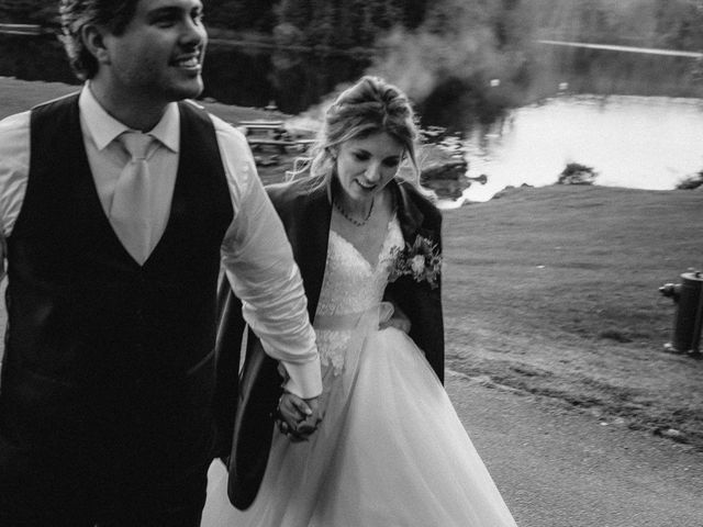 Jordan and Alex&apos;s wedding in Grenville-Sur-La-Rouge, Quebec 77
