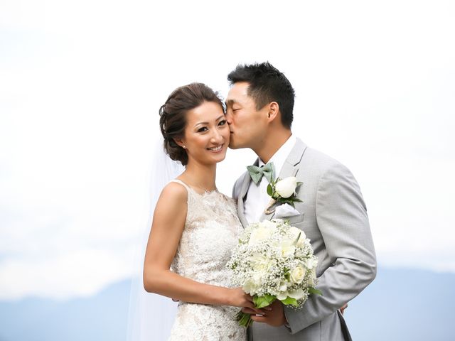 Brent and Queenie&apos;s wedding in Vancouver, British Columbia 51