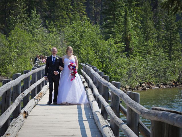 Kyle and Kristen&apos;s wedding in Jasper, Alberta 23