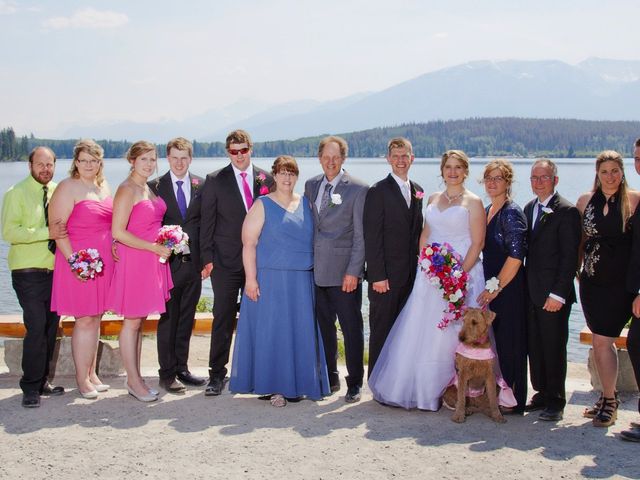 Kyle and Kristen&apos;s wedding in Jasper, Alberta 31