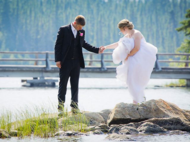 Kyle and Kristen&apos;s wedding in Jasper, Alberta 39