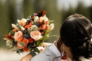 Blue Lakes floral design - 8