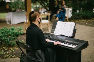 Alisa Gayle Pianist - 1