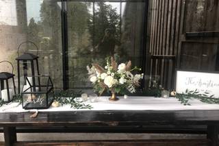 Mint and Magnolia Floral Design - 13