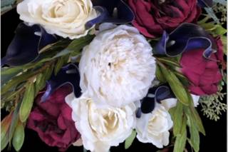 Honor & Grace Floral Design - 18