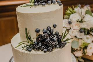 Willow Cakes & Pastries - 9