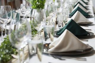 A Bear and Bison Canadian Country Inn - 14