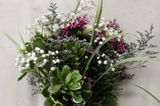 Flora All Occasions Flowers and Gifts - 4