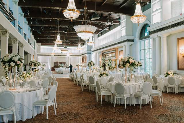 Vogue Weddings and Decor Inc. 5