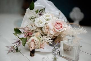 Mossy Floral Design - 13
