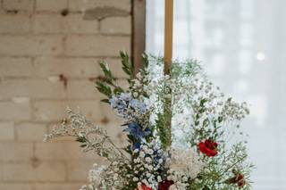 Cedar & Stem Floral Design - 13