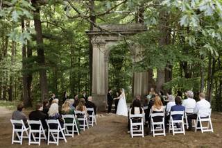 Trilingual (EN/FR/ES) Officiant for your Personalized Ceremony - 5