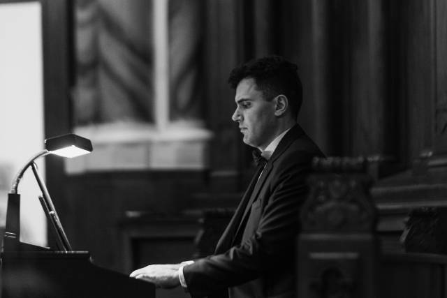 Nicholas Deek - Pianist 1