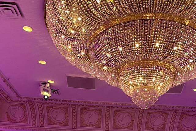 Chic Wed Decor 1
