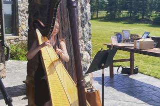 Emilie Delorme-Newsom - Harpist - 1