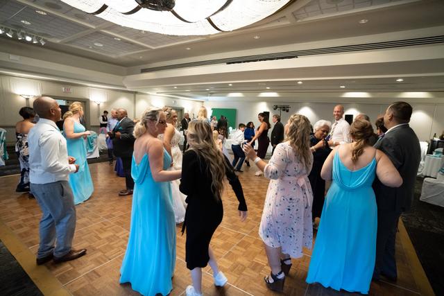 Livin & Dancin DJ Services - 2