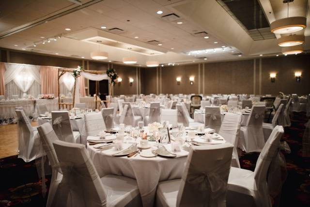 Sheraton Cavalier Calgary Hotel 1