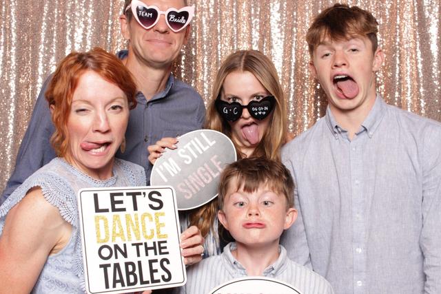 Kreating Smiles Photo booth - 3