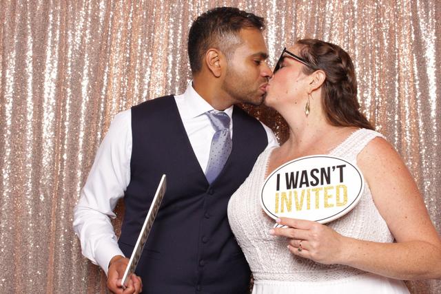 Kreating Smiles Photo booth - 4