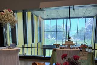 Beaux & Bloom Weddings and Events - 10