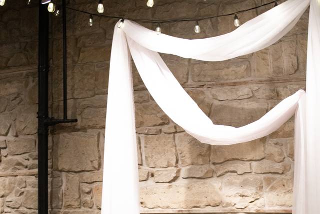 Moments By Madeleine Weddings & Events 3