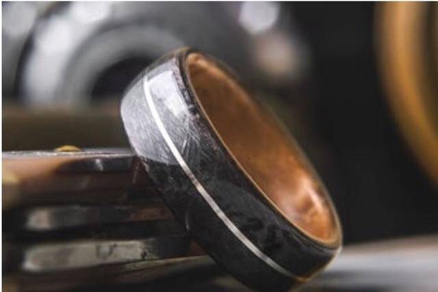 Ring and Grove 1