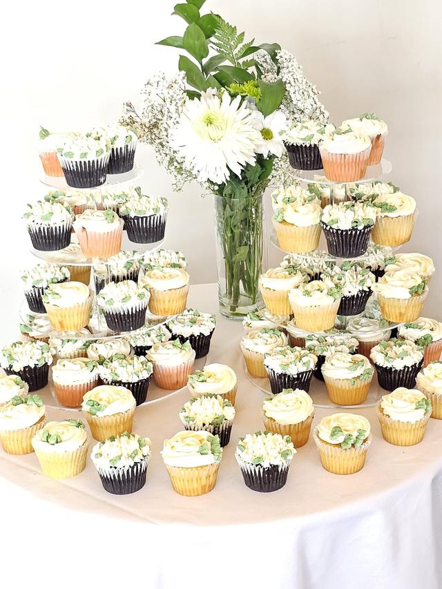 Decadent Cakes By Amber - 1