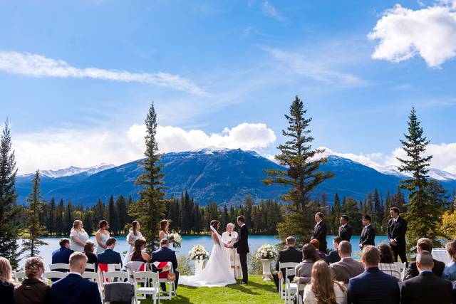 Fairmont Jasper Park Lodge 1