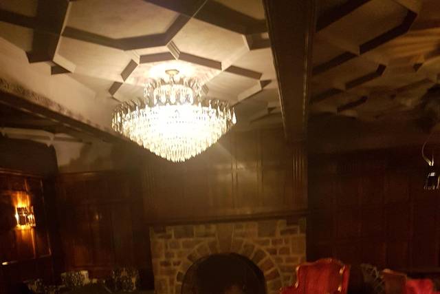 Graydon Hall Manor 3