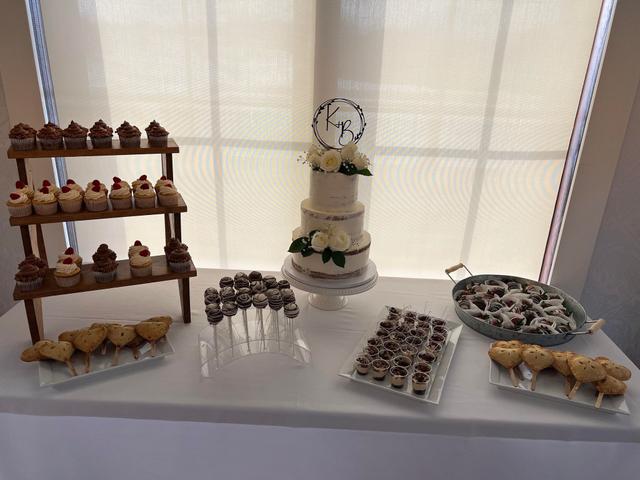 Crazy Good Cakes - 3