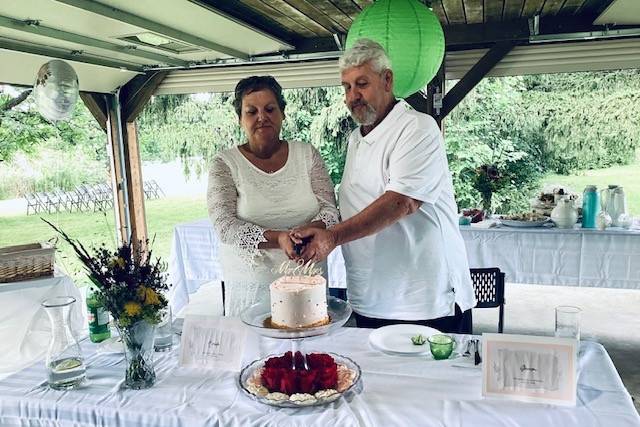 Nancy Carubba Licensed Officiant/ Ananda Love 5