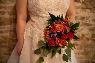 Kelly's Flowers & Gift Boutique - 14