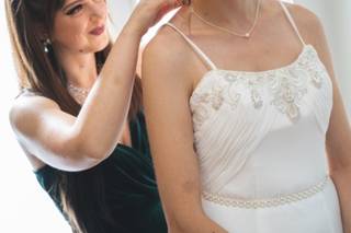 Mia Hair Stylist & Makeup Artist - 4