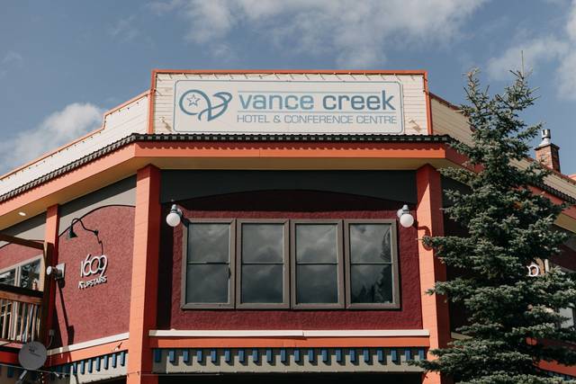 Vance Creek Hotel & Conference Centre 1