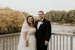 Rivers Edge at the Arlington Hotel - 12