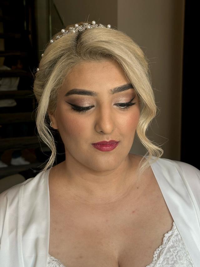 Colleen Conroy Makeup & Hair - 1