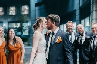 Brookstreet Hotel - 6