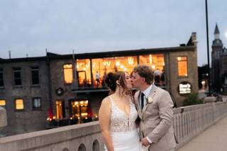 Rivers Edge at the Arlington Hotel - 6
