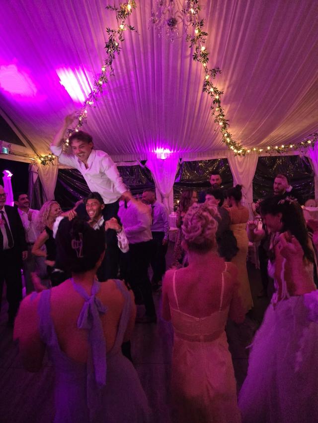 We Know Music DJ Services - 2
