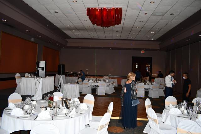 Executive Hotel Vancouver Airport - 4